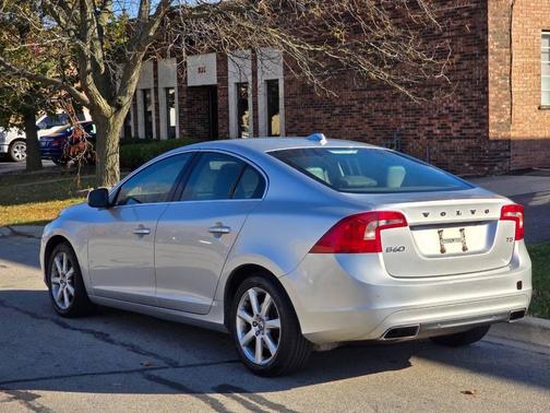 2016 Volvo S60 T5 Drive-E Premier