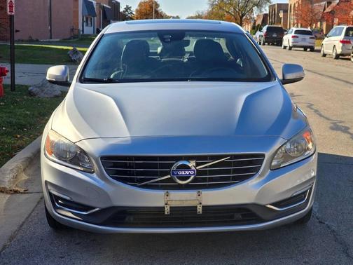 2016 Volvo S60 T5 Drive-E Premier