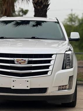 2020 Cadillac Escalade Luxury