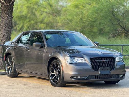 2023 Chrysler 300 S