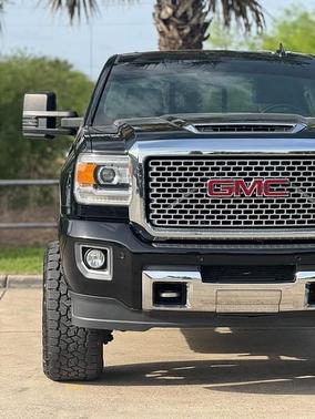 2017 GMC Sierra 2500 Denali