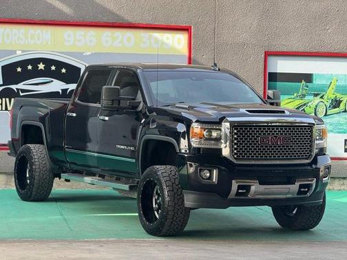2017 GMC Sierra 2500 Denali