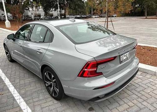 2025 Volvo S60 Plus