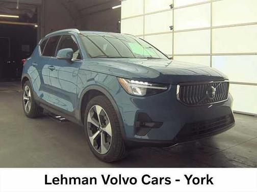 2025 Volvo XC40 Plus