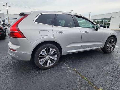 2023 Volvo XC60 Plus