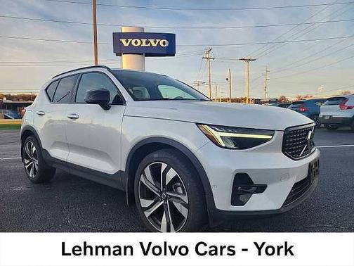 2023 Volvo XC40 Plus
