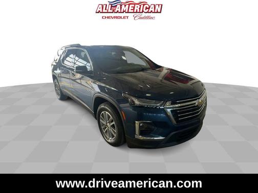 2022 Chevrolet Traverse LT Cloth
