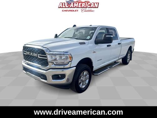 2024 RAM 3500 Big Horn Crew Cab 4x4 8' Box