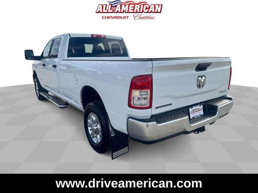 2024 RAM 3500 Big Horn Crew Cab 4x4 8' Box