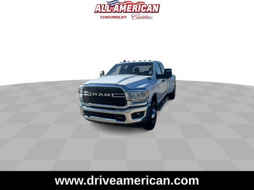 2024 RAM 3500 Big Horn Crew Cab 4x4 8' Box