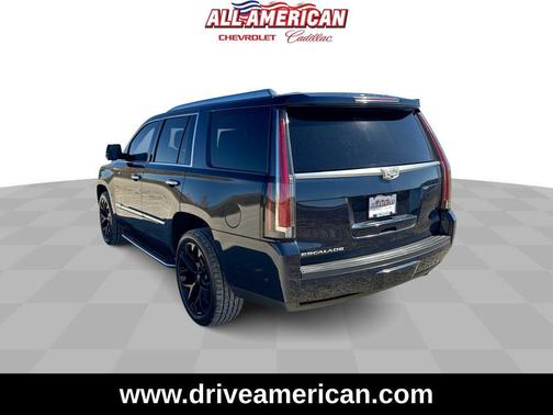 2017 Cadillac Escalade Luxury