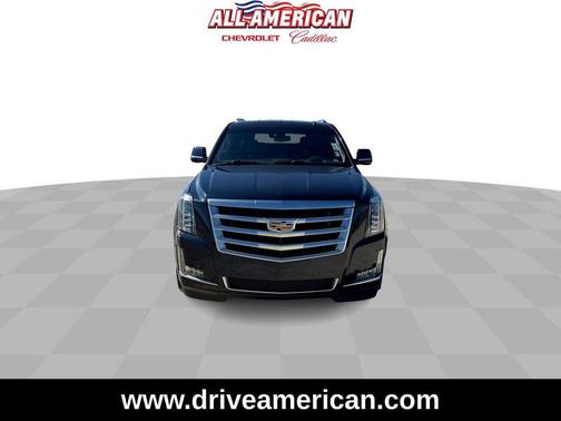 2017 Cadillac Escalade Luxury