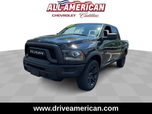 2024 RAM 1500 Classic Warlock Crew Cab 4x4 5'7' Box