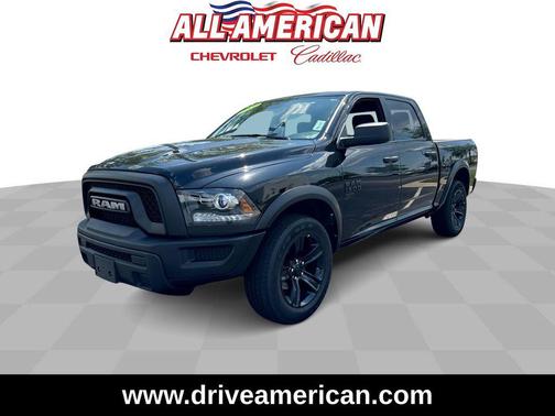2024 RAM 1500 Classic Warlock Crew Cab 4x4 5'7' Box