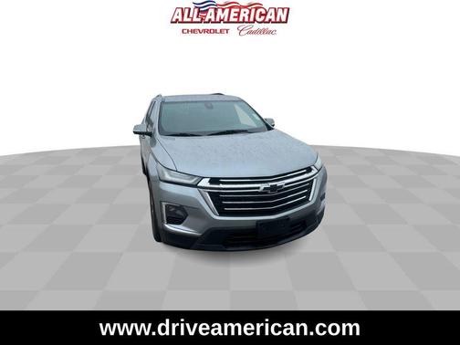 Sterling Gray Metallic 2023 Chevrolet Traverse LT Cloth