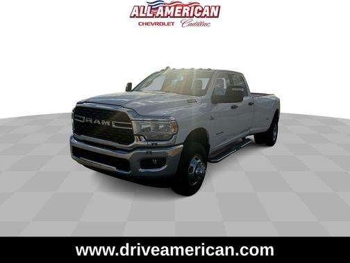 2024 RAM 3500 Big Horn Crew Cab 4x4 8' Box