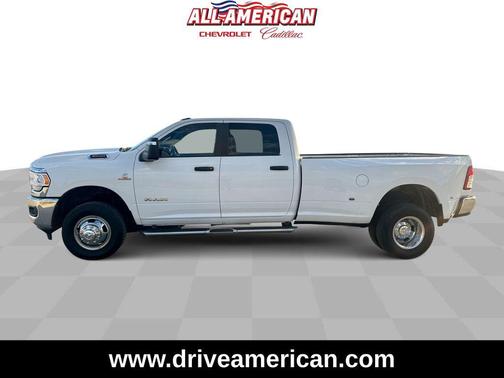 2024 RAM 3500 Big Horn Crew Cab 4x4 8' Box