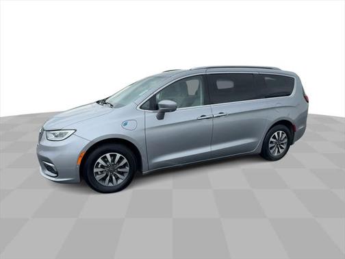 2021 Chrysler Pacifica Hybrid Touring L