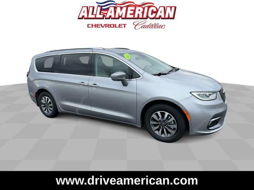 2021 Chrysler Pacifica Hybrid Touring L