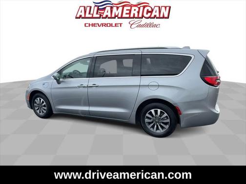2021 Chrysler Pacifica Hybrid Touring L