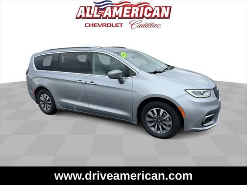 2021 Chrysler Pacifica Hybrid Touring L
