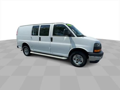 2023 GMC Savana 2500 Work Van