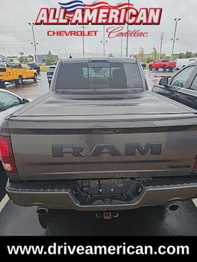2017 RAM 1500 Night Crew Cab 4x4 5'7' Box
