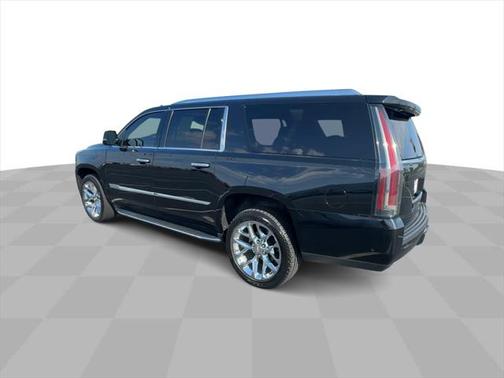 2017 Cadillac Escalade ESV Luxury