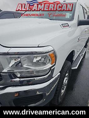 2022 RAM 2500 Big Horn Crew Cab 4x4 6'4' Box