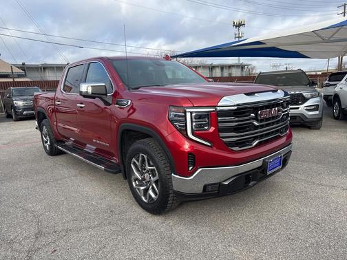 2023 GMC Sierra 1500 SLT