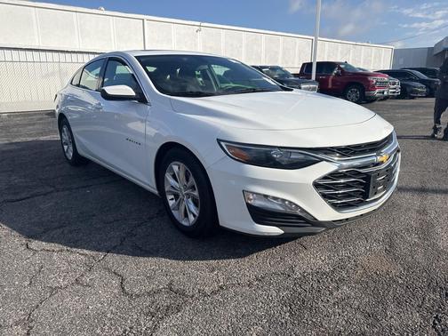 2022 Chevrolet Malibu FWD LT