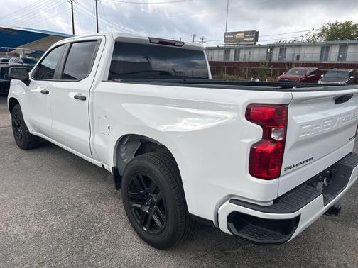 2022 Chevrolet Silverado 1500 Custom