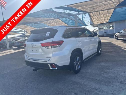 2019 Toyota Highlander Limited Platinum