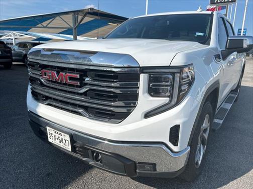 2022 GMC Sierra 1500 SLT