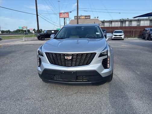 2022 Cadillac XT4 Luxury