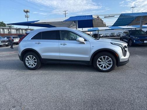 2022 Cadillac XT4 Luxury
