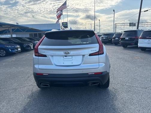 2022 Cadillac XT4 Luxury