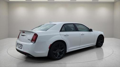 2022 Chrysler 300 S
