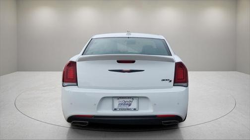 2022 Chrysler 300 S