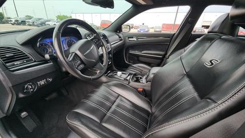 2022 Chrysler 300 S