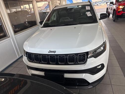 2025 Jeep Compass Latitude