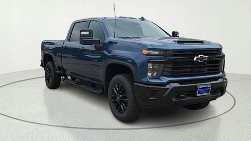 Lakeshore Blue Metallic 2026 Chevrolet Silverado 2500 Custom