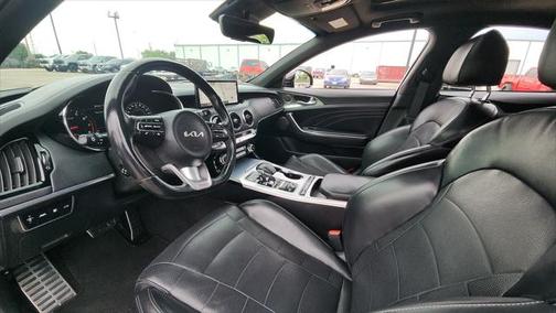 2022 Kia Stinger GT2