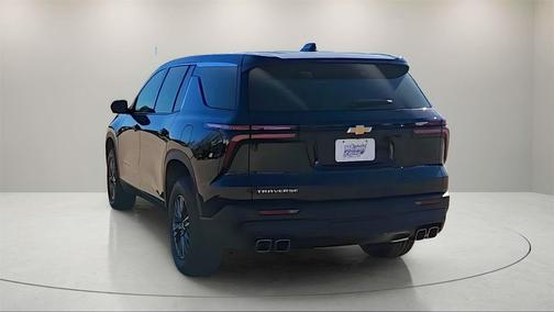 2024 Chevrolet Traverse LS