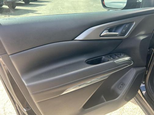 2024 Chevrolet Traverse LS