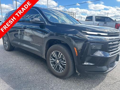 2024 Chevrolet Traverse LS