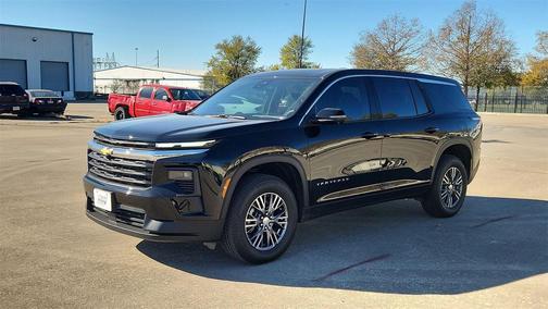 2024 Chevrolet Traverse LS