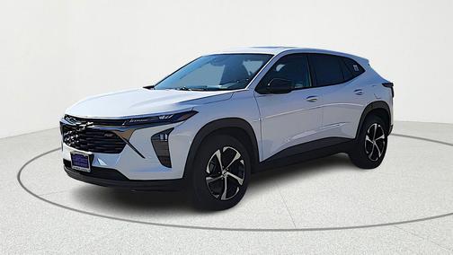 Summit White 2026 Chevrolet Trax FWD 1RS