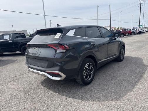 2023 Kia Sportage LX