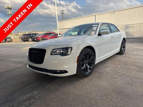 2023 Chrysler 300 S